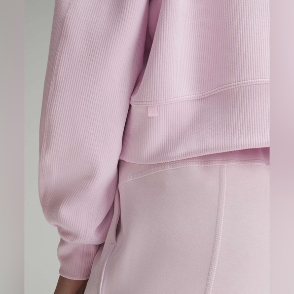 Lululemon Ribbed Softstreme Oversized Cropped Crew•Meadowsweet Pink•LIKE NEW•2 - Picture 8 of 15